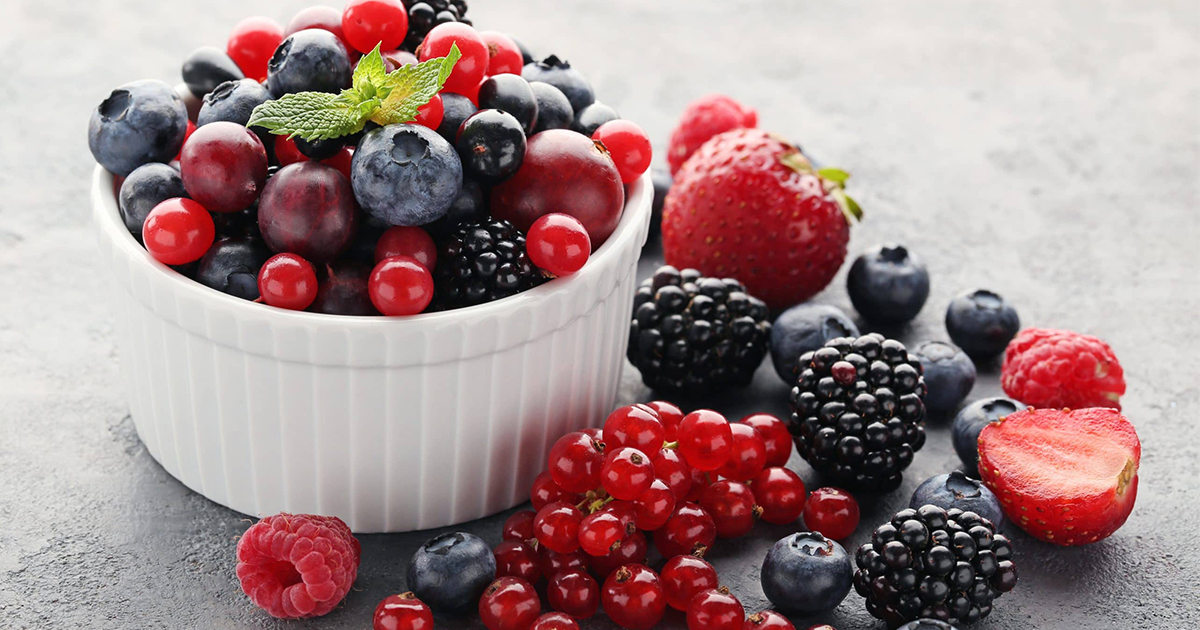 Power Up Kidney Health: Berries the Superfood 